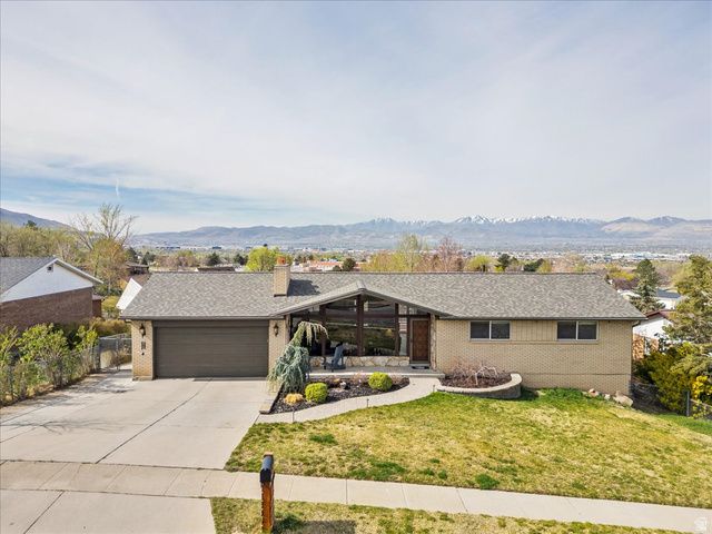 11940 S PINERIDGE RD, Sandy, UT 84094