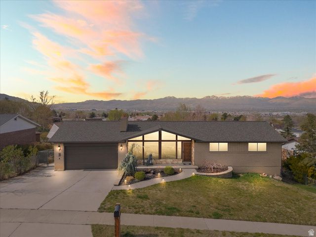 11940 S PINERIDGE RD, Sandy, UT 84094