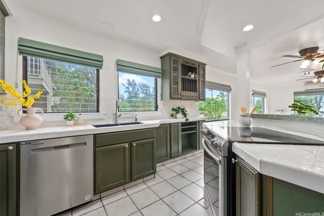 45-180 Mahalani Place 24, Kaneohe, HI 96744