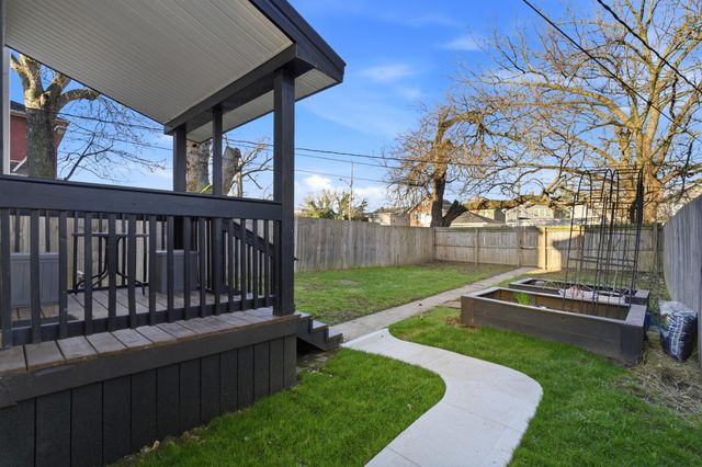 997 Oakwood Avenue, Columbus, OH 43206