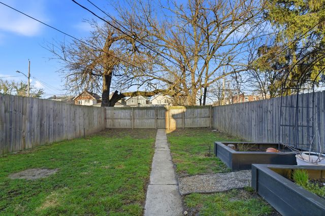 997 Oakwood Avenue, Columbus, OH 43206