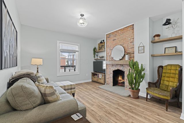 997 Oakwood Avenue, Columbus, OH 43206