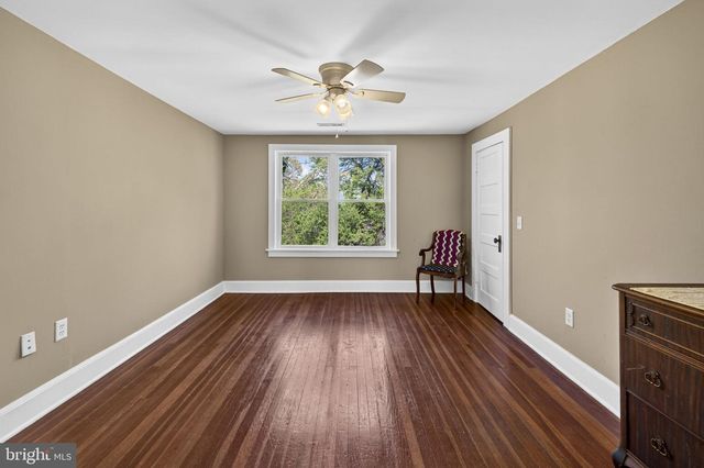 4809 COLES POINT RD, Hague, VA 22469