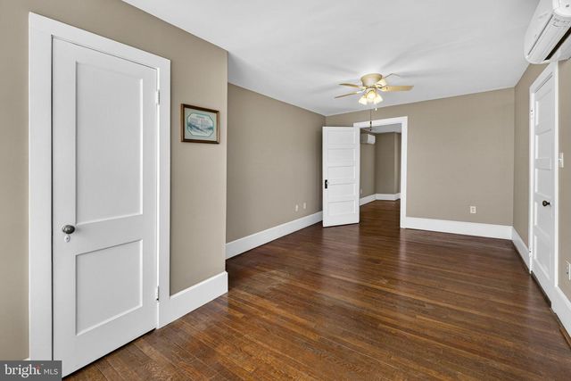 4809 COLES POINT RD, Hague, VA 22469