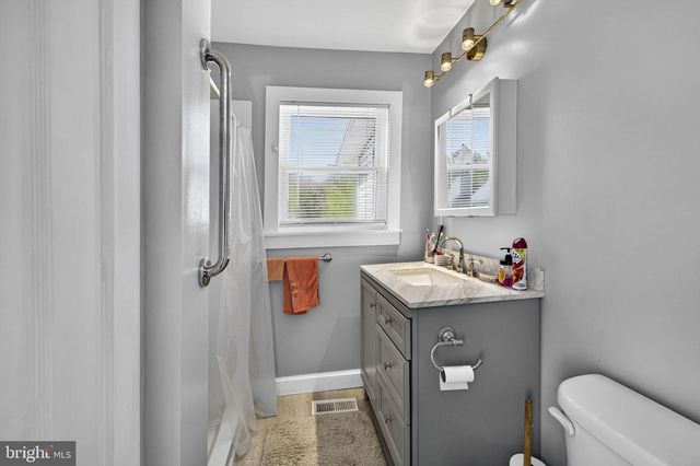 4809 COLES POINT RD, Hague, VA 22469