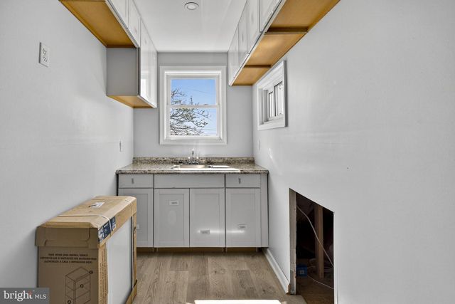 4809 COLES POINT RD, Hague, VA 22469