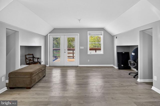4809 COLES POINT RD, Hague, VA 22469