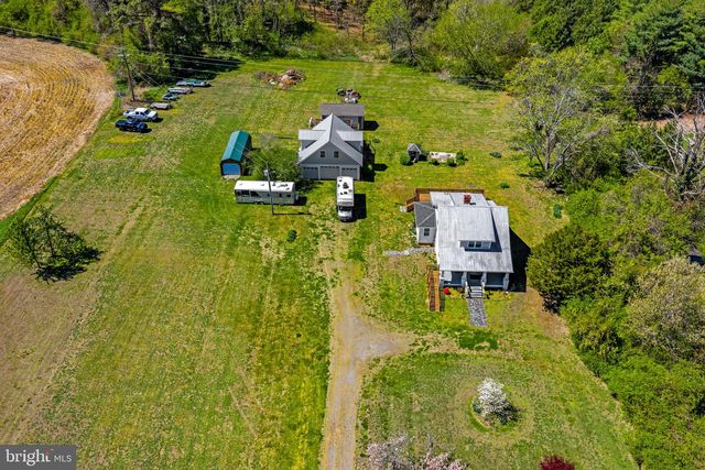 4809 COLES POINT RD, Hague, VA 22469