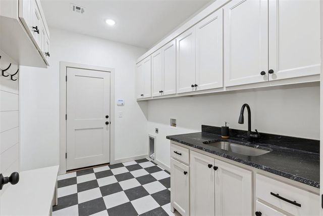 15919 Vernon Circle, Newalla, OK 74857