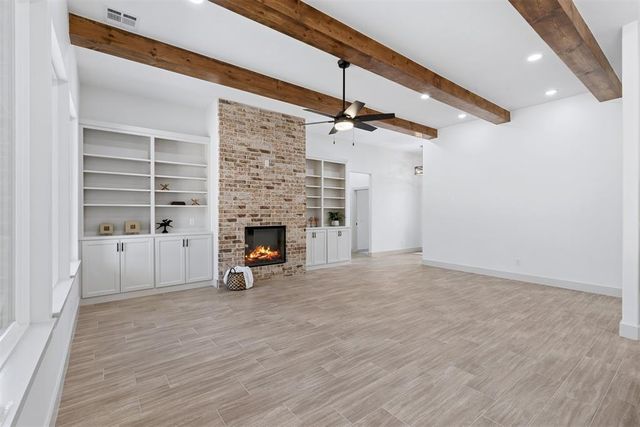 15919 Vernon Circle, Newalla, OK 74857