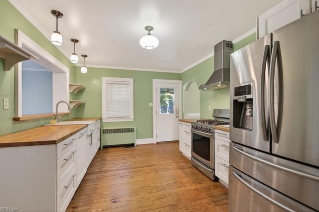 908 Virginia AVE, Suffolk, VA 23434