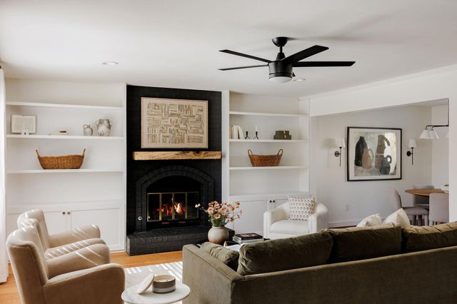 7402 Whistlestop DR, Austin, TX 78749