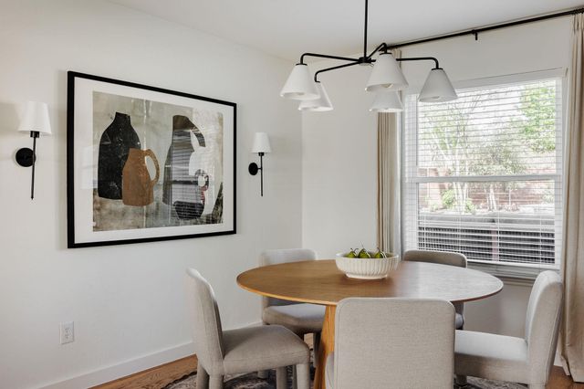 7402 Whistlestop DR, Austin, TX 78749