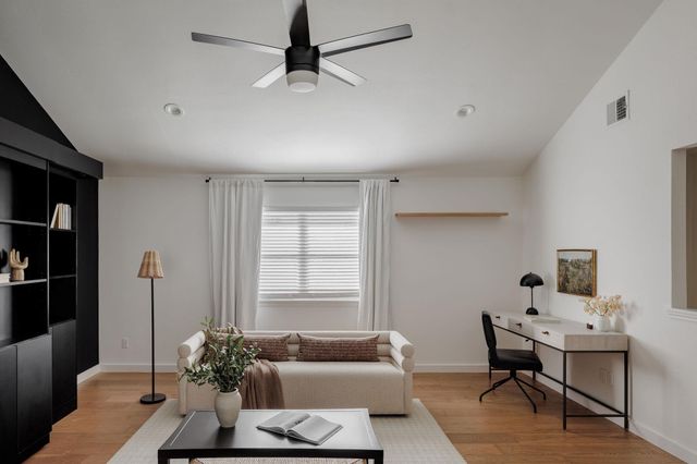 7402 Whistlestop DR, Austin, TX 78749