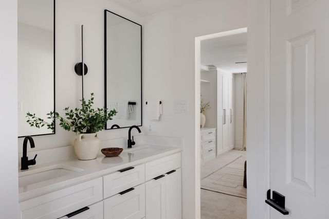 7402 Whistlestop DR, Austin, TX 78749