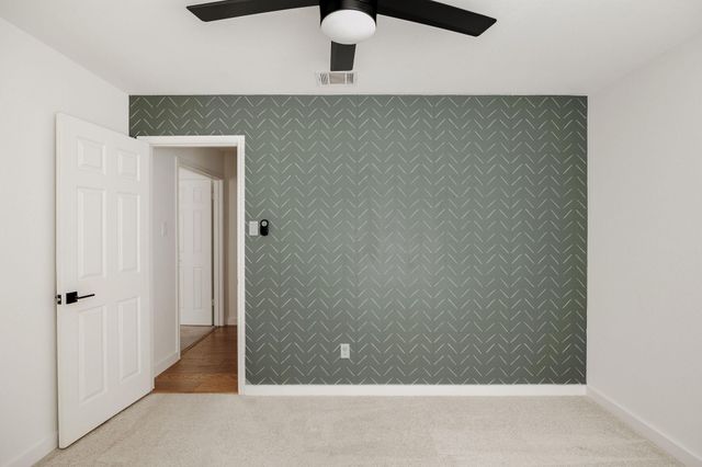 7402 Whistlestop DR, Austin, TX 78749