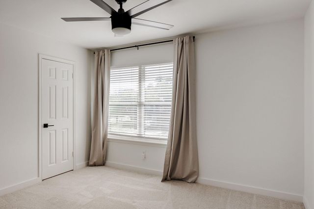 7402 Whistlestop DR, Austin, TX 78749