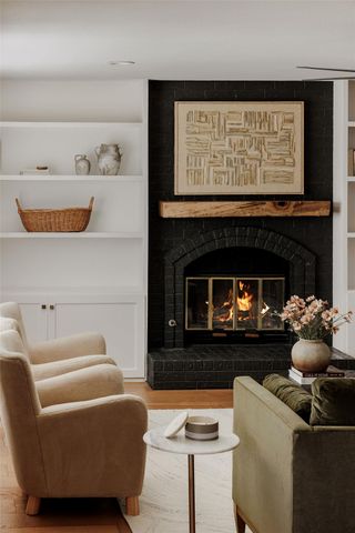 7402 Whistlestop DR, Austin, TX 78749