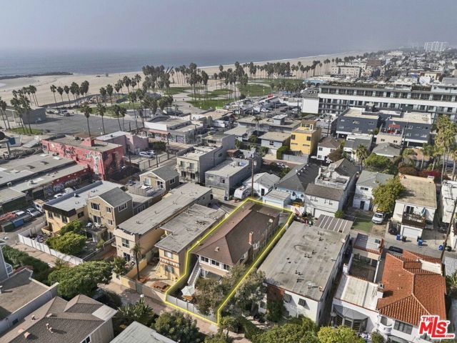 23 19th Avenue, Venice (los Angeles), CA 90291