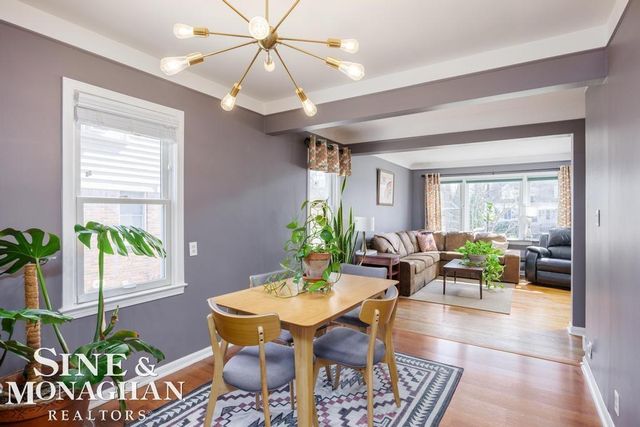 318 Kerby Rd Road, Grosse Pointe Farms, MI 48236