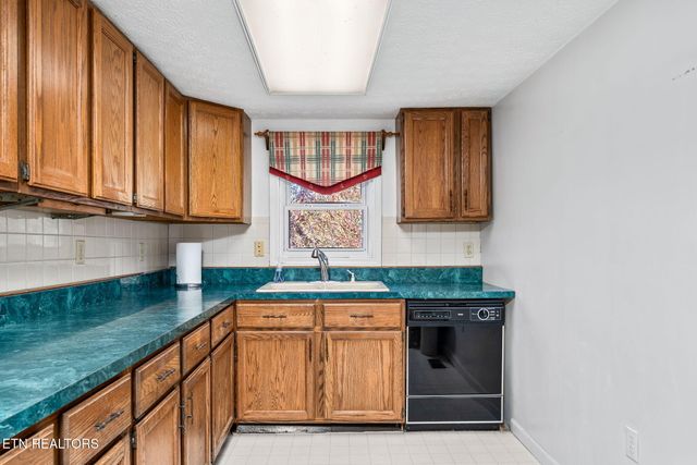 5334 Morgan County Hwy, Lancing, TN 37770