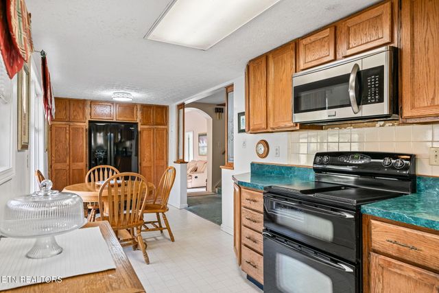 5334 Morgan County Hwy, Lancing, TN 37770