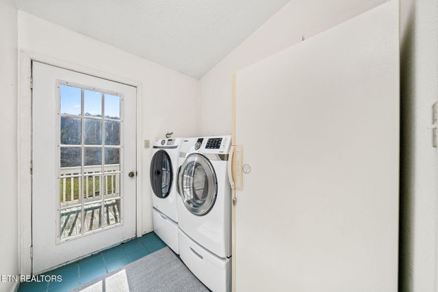 5334 Morgan County Hwy, Lancing, TN 37770