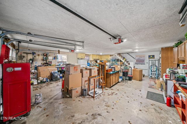 5334 Morgan County Hwy, Lancing, TN 37770