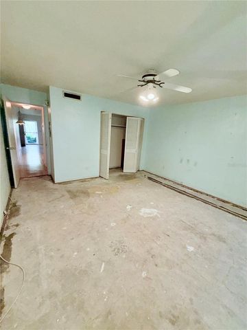450 32ND AVE N 107W, St Petersburg, FL 33704