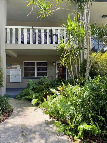 450 32ND AVE N 107W, St Petersburg, FL 33704