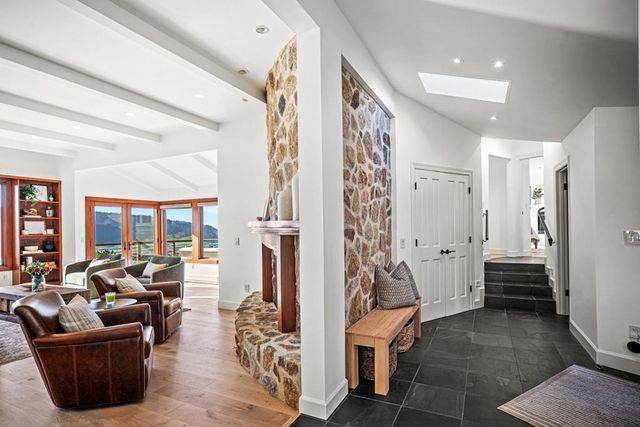 24911 Outlook Terrace, Carmel, CA 93923