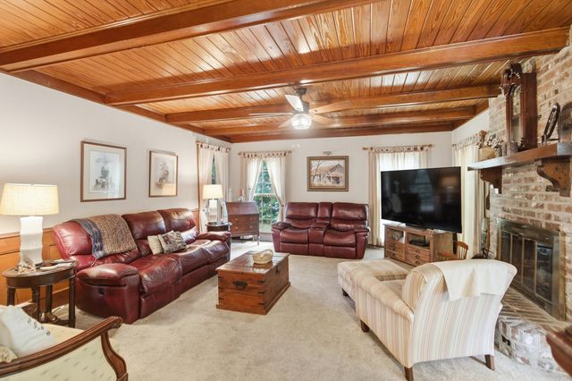 1011 Harbortowne Road, Charleston, SC 29412