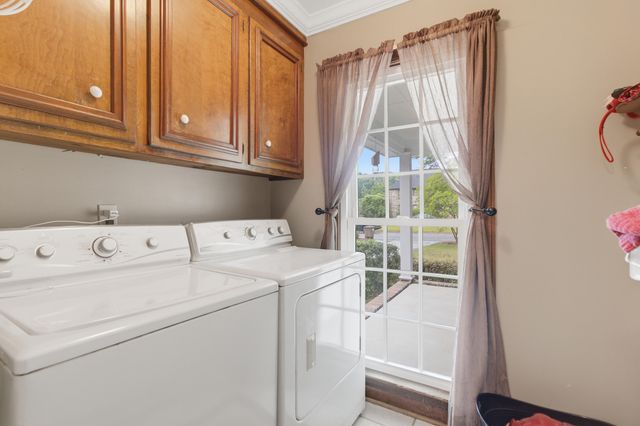 1011 Harbortowne Road, Charleston, SC 29412