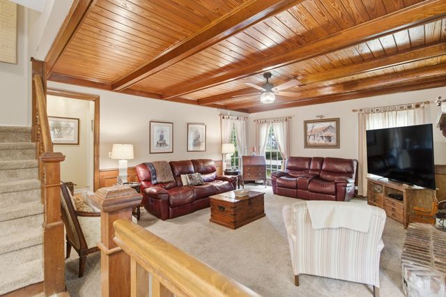 1011 Harbortowne Road, Charleston, SC 29412