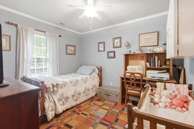 1011 Harbortowne Road, Charleston, SC 29412