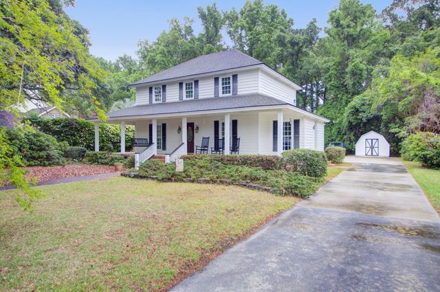 1011 Harbortowne Road, Charleston, SC 29412