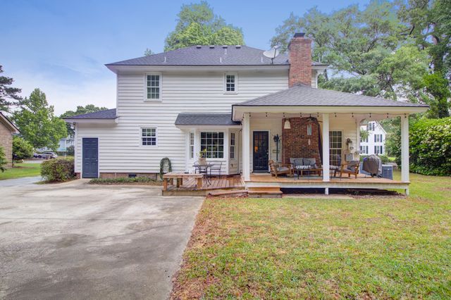 1011 Harbortowne Road, Charleston, SC 29412