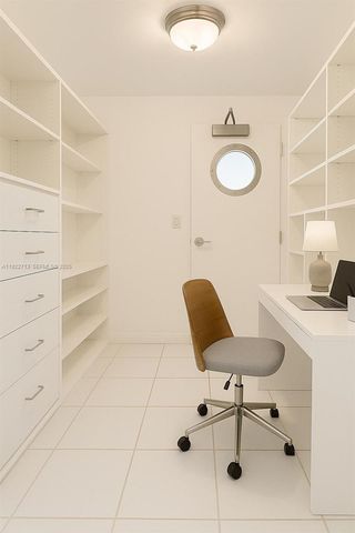 5255 Collins Ave 5D, Miami Beach, FL 33140