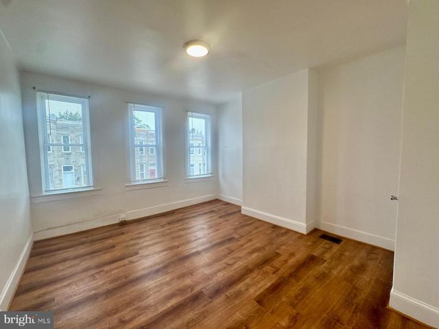 1918 PENROSE AVE, Baltimore, MD 21223