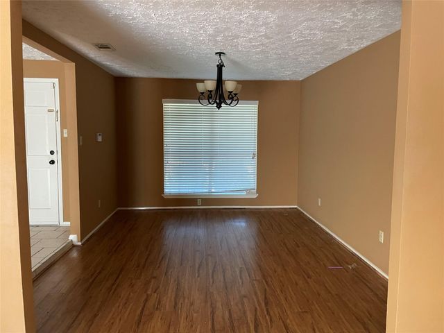 1314 Oak Hollow Drive, Friendswood, TX 77546