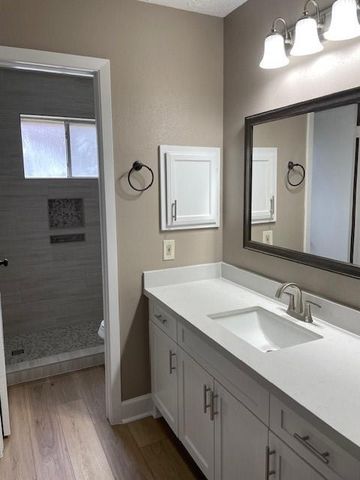 1314 Oak Hollow Drive, Friendswood, TX 77546
