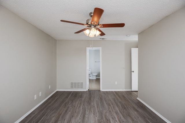 1113 Glen Creek Drive, Mansfield, TX 76063