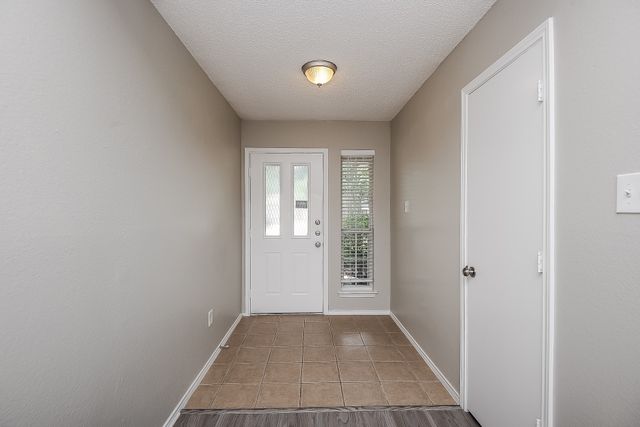 1113 Glen Creek Drive, Mansfield, TX 76063