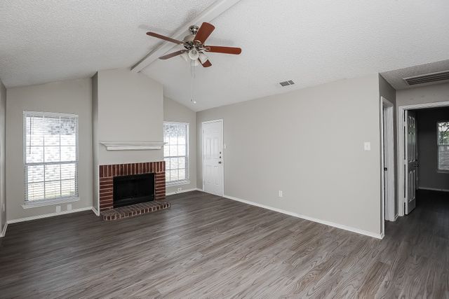 1113 Glen Creek Drive, Mansfield, TX 76063