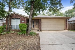 1113 Glen Creek Drive, Mansfield, TX 76063