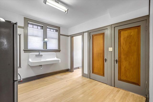 1643 S 55th STREET, West Milwaukee, WI 53214