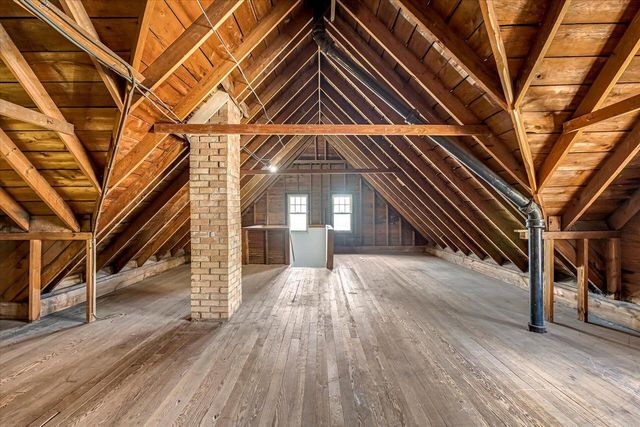 1643 S 55th STREET, West Milwaukee, WI 53214