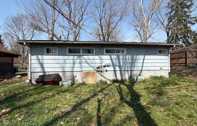 1207 E 11th Street, Anderson, IN 46012