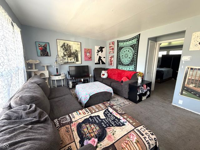 1207 E 11th Street, Anderson, IN 46012