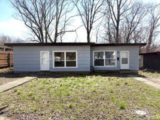 1207 E 11th Street, Anderson, IN 46012